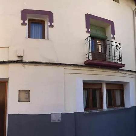 Periquina Con Encanto Munébrega