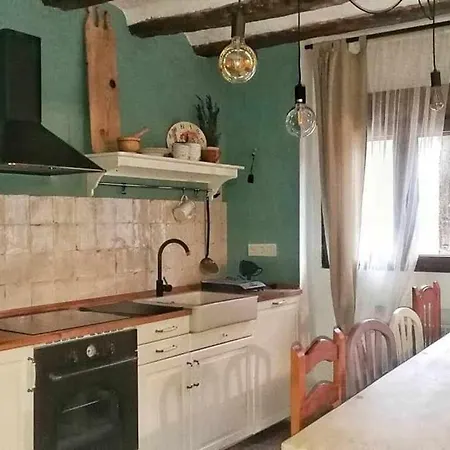 Periquina Con Encanto Munébrega