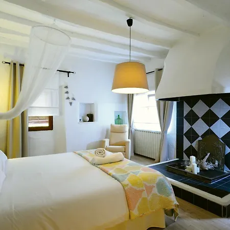 Periquina Con Encanto